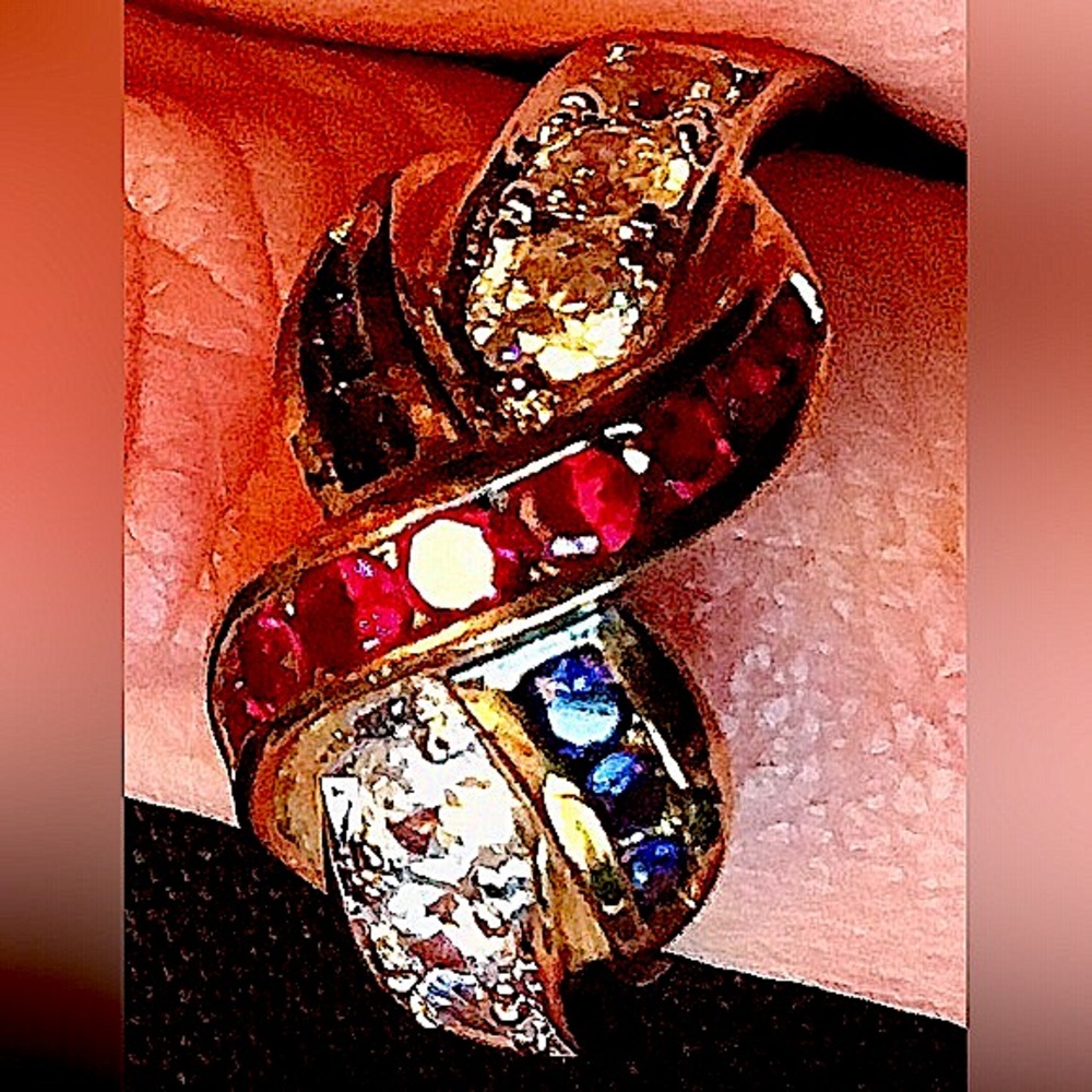 Diamond, Ruby, & Sapphire Gold Ring: 🎈Last Chance🎈